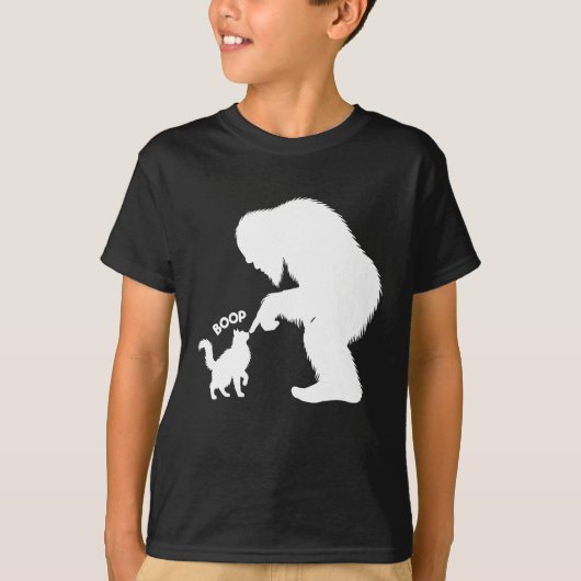 T-shirt Bigfoot Playful Long Haired Cat Boop  (Devant)