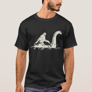 T-shirt Bigfoot Sasquatch Riding Le Loch Ness Monster Amus