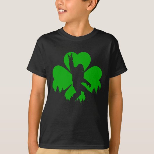 T-shirt Bigfoot St. Patrick's Day (Devant)