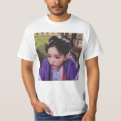 T-shirt " Billlie tsuki de recherche" (Devant)