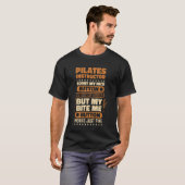 T-shirt Bite Me Button Works Pilates Instructeur Design Pi (Devant entier)