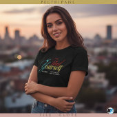 T-shirt Black and White Simple Elegant "Find Yourself "