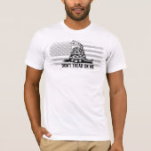 T-shirt Black & White Ne pas me taper sur le drapeau améri (Devant)