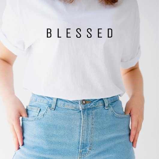T-shirt blanc minimaliste BLESSED Text