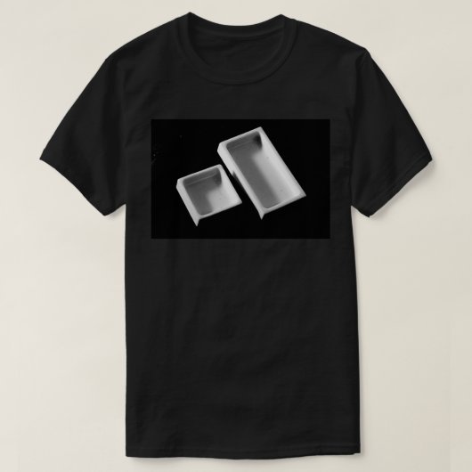 T-shirt Blanc sur les petits pots noirs (Design devant)