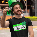T-shirt Bonjour mon nom est Pat McCaulk<br><div class="desc">Bonjour mon nom est Pat McCaulk</div>