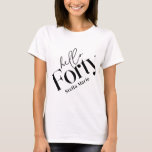 T-shirt Bonjour quarante moderne minimaliste élégant 40e a<br><div class="desc">Bonjour quarante moderne typographie minimaliste simple noir et blanc décor de fête de 40e anniversaire de remerciement bouteille de vin étiquette. Une collection contemporaine.</div>
