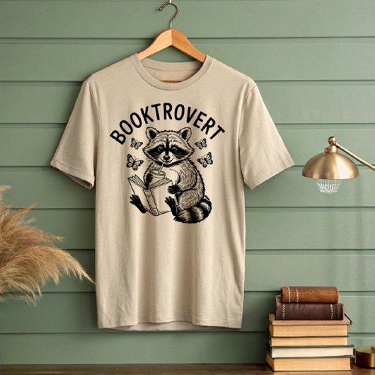 T-shirt Booktrovert Raccoon Lecture Boisson