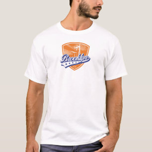 T-shirt Bouclier Brooklyn avec Swoosh Design
