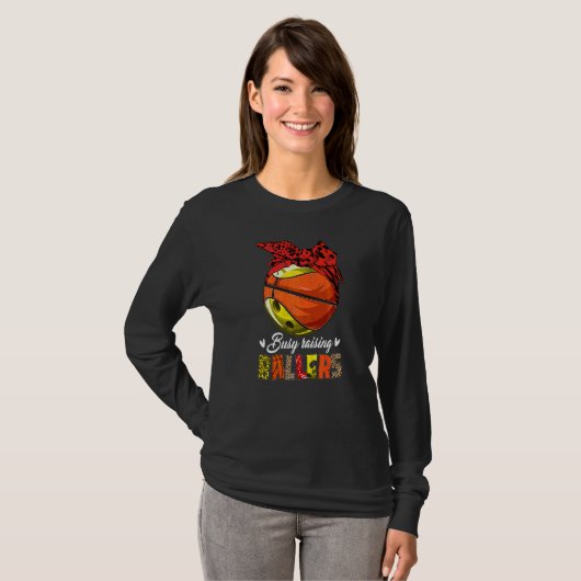 T-shirt Bowling Maman Basketball Maman Busy Raising Baller (Devant entier)