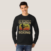 T-shirt Boxing Player Men Women Never Underestimate An Old (Devant entier)