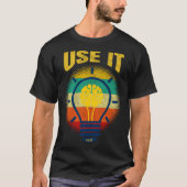 T-shirt Brain  USE IT   Tech Science Gamer Student Nerd (Devant)