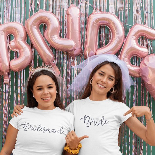 T-shirt Bride moderne Script Diamond Bachelorette Party