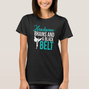 T-shirt Brillants Cerveaux Et Une Ceinture Noire Karate Fi