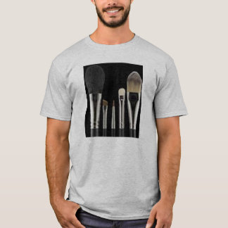 T-shirt brosses, MAQUILLEUR