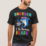 T-shirt Brother Of Shark Birthday Family Birthday Litt<br><div class="desc">Frère Du Requin Anniversaire Famille Anniversaire Petit Frère</div>
