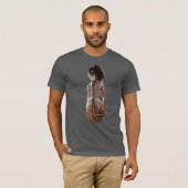 T-SHIRT BRUNETTE. TATOUÉ (Devant entier)