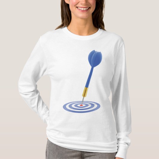 T-shirt Bullseye Hit Blue Dart on Target (Devant)