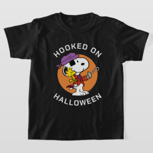 T-shirt cacahuètes   Snoopy & Woodstock accroché à Hallowe