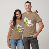 T-shirt Cadeau de fille de Pickleball One More Game (Unisexe)