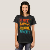T-shirt cadeau d'enseignant d'école de mathématiques et d' (Devant entier)