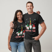 T-shirt Café Avec Trois Gnomes Joyeux Noël Cos (Unisexe)
