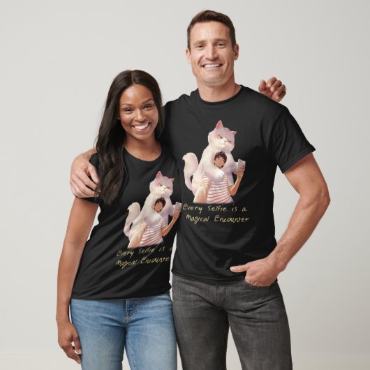 T-shirt Café Companion - Selfie avec un chat géant (Unisexe)
