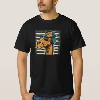 T-shirt Camel portant un casque.