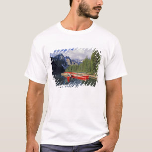 T-shirt Canada, Alberta, lac Moraine. La surface vitreuse