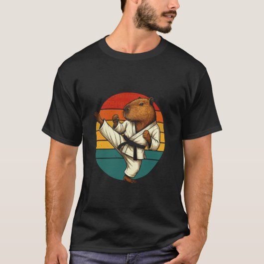 T-shirt Capybara drôle classique faisant du karaté (Devant)