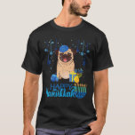 T-shirt Carlin juif Chien Menorah Casquette Chanukah Hanou<br><div class="desc">Carlin juif Chien Menorah Casquette Chanukah Hanoukka Noël juif</div>