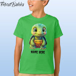 T-shirt Carte graphique de la tortue mignonne de l'animal<br><div class="desc">La carte de tortue Tortoise ajoute une touche ludique et charmante à la garde-robe de votre enfant, ce qui fait chaque jour une aventure délicieuse. Découvrez la gentillesse de notre jolie collection de tortues caricaturales et laissez le charme de cet animal ravissant illuminer votre journée! Conçu pour les enfants d'âge...</div>
