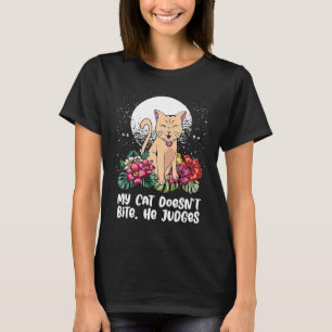 T-shirt Cat Doesnt Bite Il Juge Cat Kitten Humour