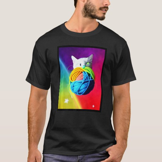 T-shirt Cat in Space holding colorful yarn (Devant)