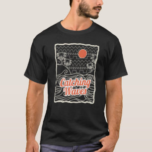T-shirt Catching Waves Retro Synthwave Waveform 80s Synthe