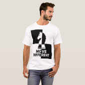 T-shirt Cavalier d'échecs se déplace différemment (Devant entier)