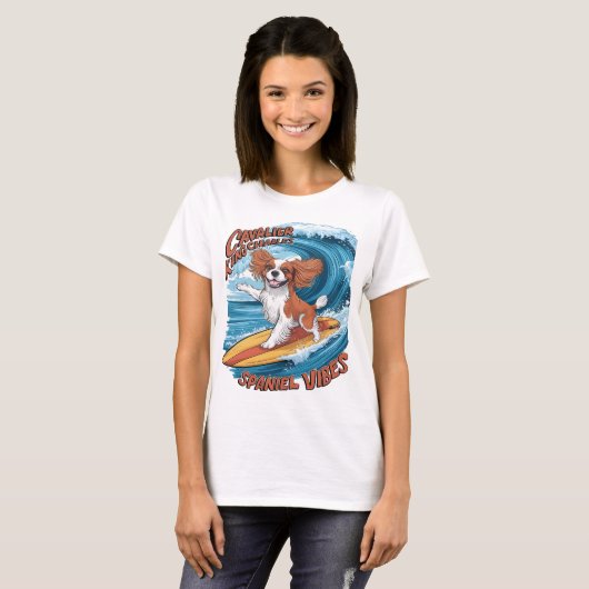 T-shirt Cavalier King Charles Spaniel Shreds Wave Surfing (Devant entier)