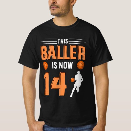 T-shirt Ce Baller est maintenant le 14-14e cadeau de l'aub (Devant)
