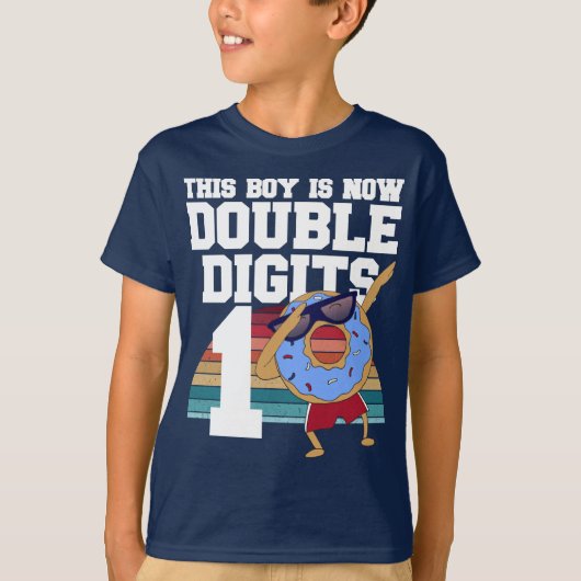 T-shirt Ce garçon est maintenant Double chiffres Funny 10e (Devant)