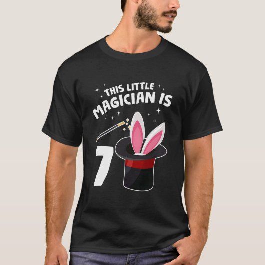 T-shirt Ce petit magicien a 7 ans (Devant)