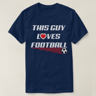 T-shirt Ce type aime la pièce en t d'humeur de coeur du