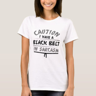 T-shirt Ceinture Noire En Sarcasme
