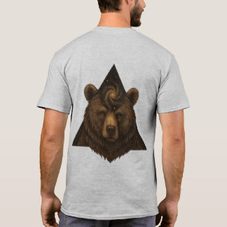 T-shirt CELESTIAL INSTINCT – The Bear Who Holds the Stars