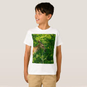 T-shirt Cerf roux dans la forêt. (Devant entier)