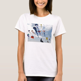 T-shirt Cerfs-volants multi de couleur peignant le ciel