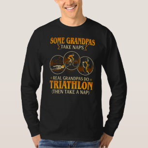 T-shirt Certains papas prennent des siestes de vrais papis