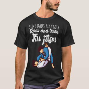 T-shirt Certains pères jouent au golf Real papa train jiuj