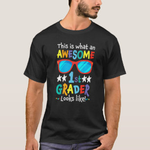 T-shirt C'Est Ce Qu'Un Super 1st Grader Ressemble À Une Éq