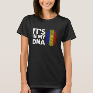 T-shirt C'est dans mon ADN Drapeau Roumain Empreinte Rouma