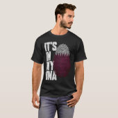 T-shirt C'est dans mon ADN Qatari Fière du drapeau du Qata (Devant entier)